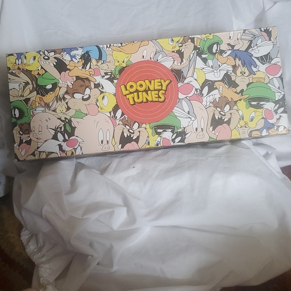 BNWT: New Converse w/original box - Picture 2 of 8